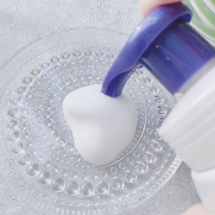 ニベア クリアビューティー弱酸性泡洗顔 もっちり美肌/ニベア/泡洗顔を使ったクチコミ(4枚目)