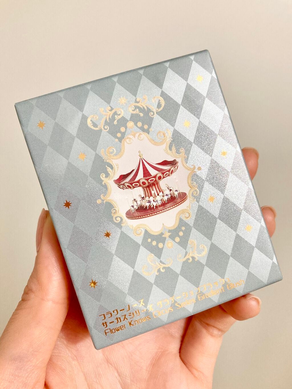 サーカスシリーズ グラデーションブラッシュ /FlowerKnows/パウダーチークを使ったクチコミ(2枚目)