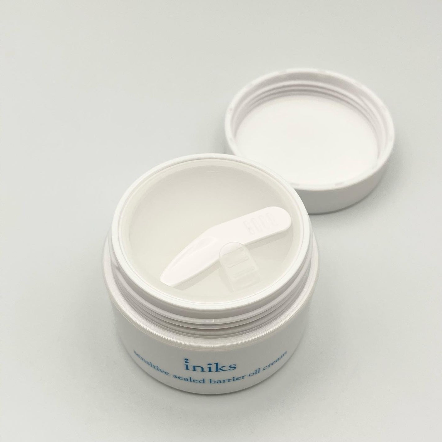センシティブ シールドバリア オイルクリーム/iniks/フェイスクリームを使ったクチコミ(2枚目)