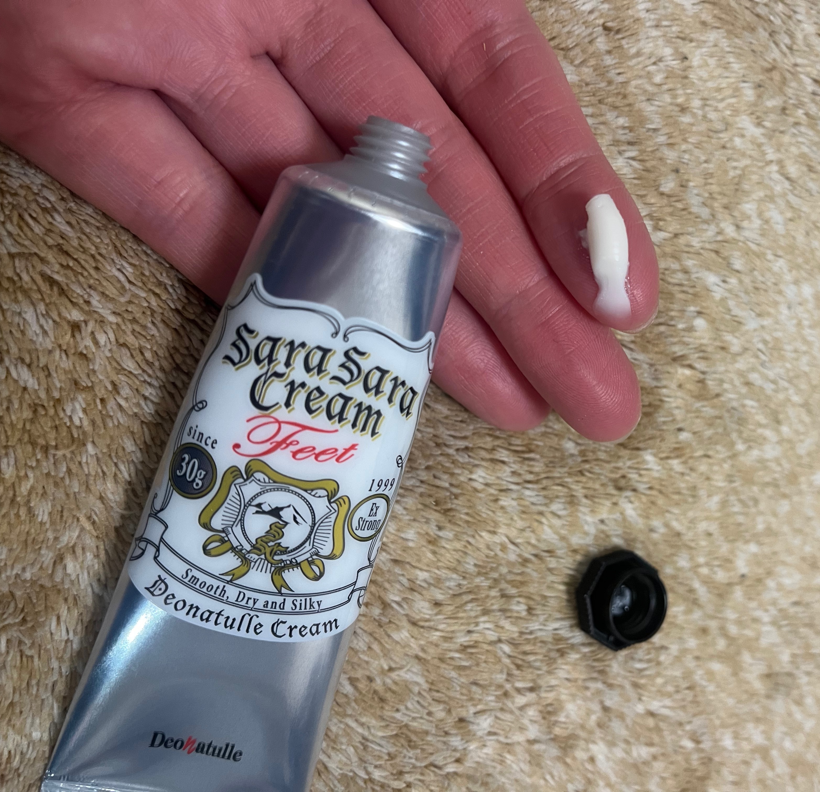 薬用足指さらさらクリーム/デオナチュレ/デオドラント・制汗剤を使ったクチコミ（3枚目）