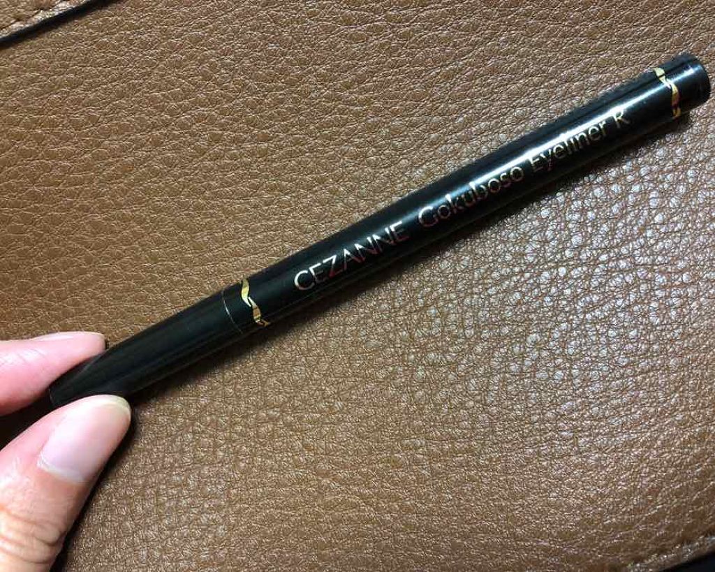 極細 アイライナーR/CEZANNE/リキッドアイライナーを使ったクチコミ(1枚目)