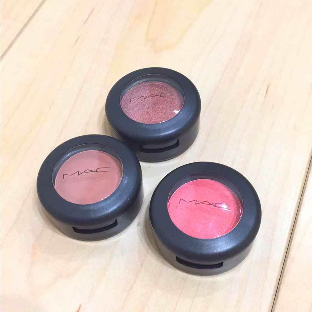 スモール アイシャドウ シー スターズ/M・A・C/単色アイシャドウを使ったクチコミ（1枚目）