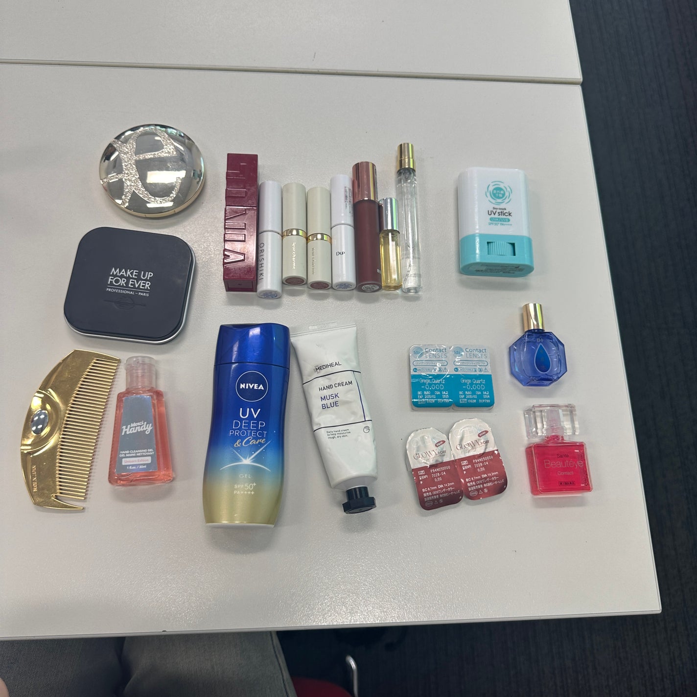 ãªãªãð¢ on LIPS ãä»é±ã®LIPSã¯ïŒïŒçåŠäžã®ãªã¢ã«ãªããŒãã®äžèº«ã玹ä»ãããïŒ..ãïŒ5æç®ïŒ