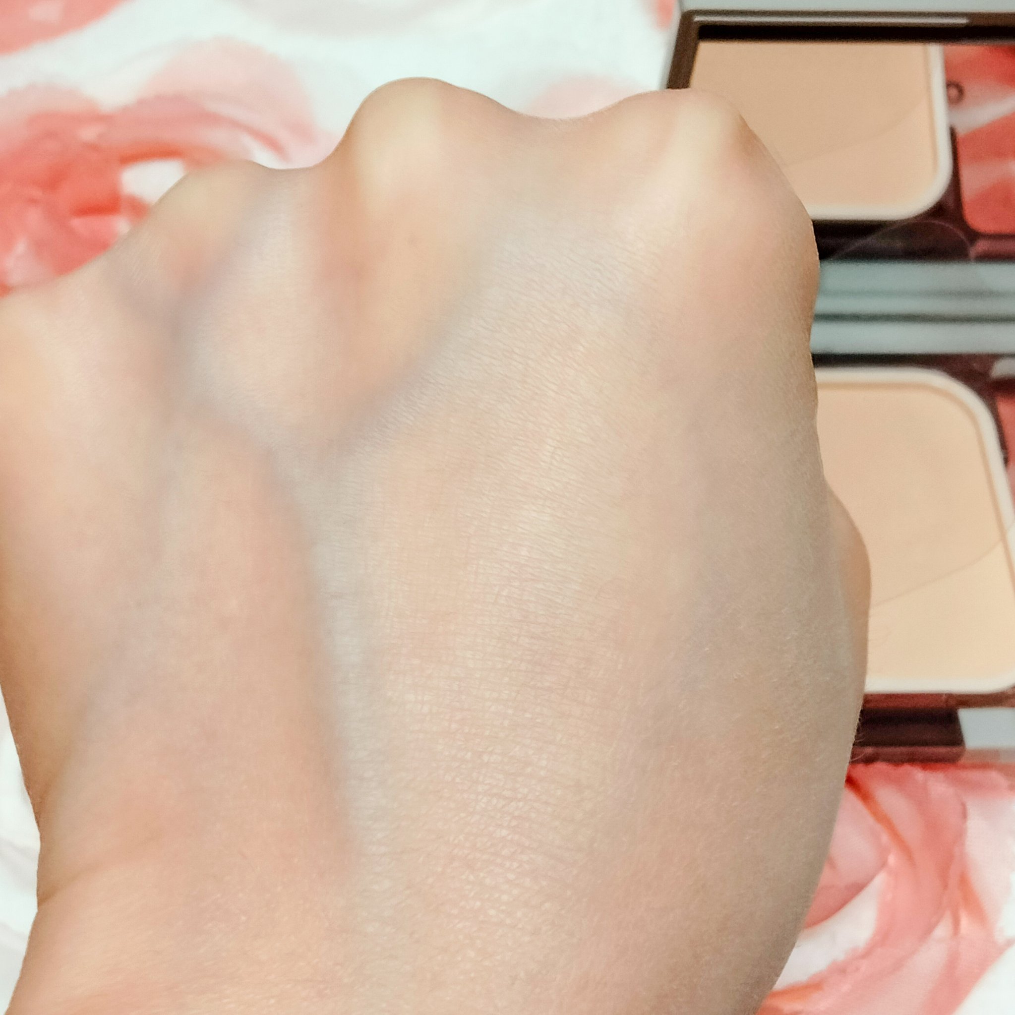 プリマヴィスタ ブライトチャージ パウダー/プリマヴィスタ/パウダーファンデーションを使ったクチコミ（3枚目）