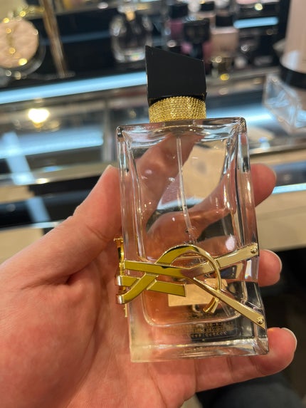 YVES SAINT LAURENT BEAUTE リブレ ラプソリュ プラチナムのクチコミ「【イブサンローラン/香水/爽やかな香り/香水迷ってます】
イブサンローランさんでフルスキンケア.....」(1枚目)