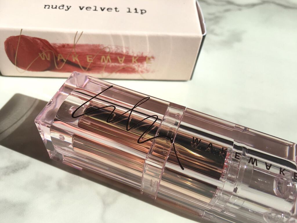 ヌーディーベルベットリップ/wakemake/口紅を使ったクチコミ(2枚目)