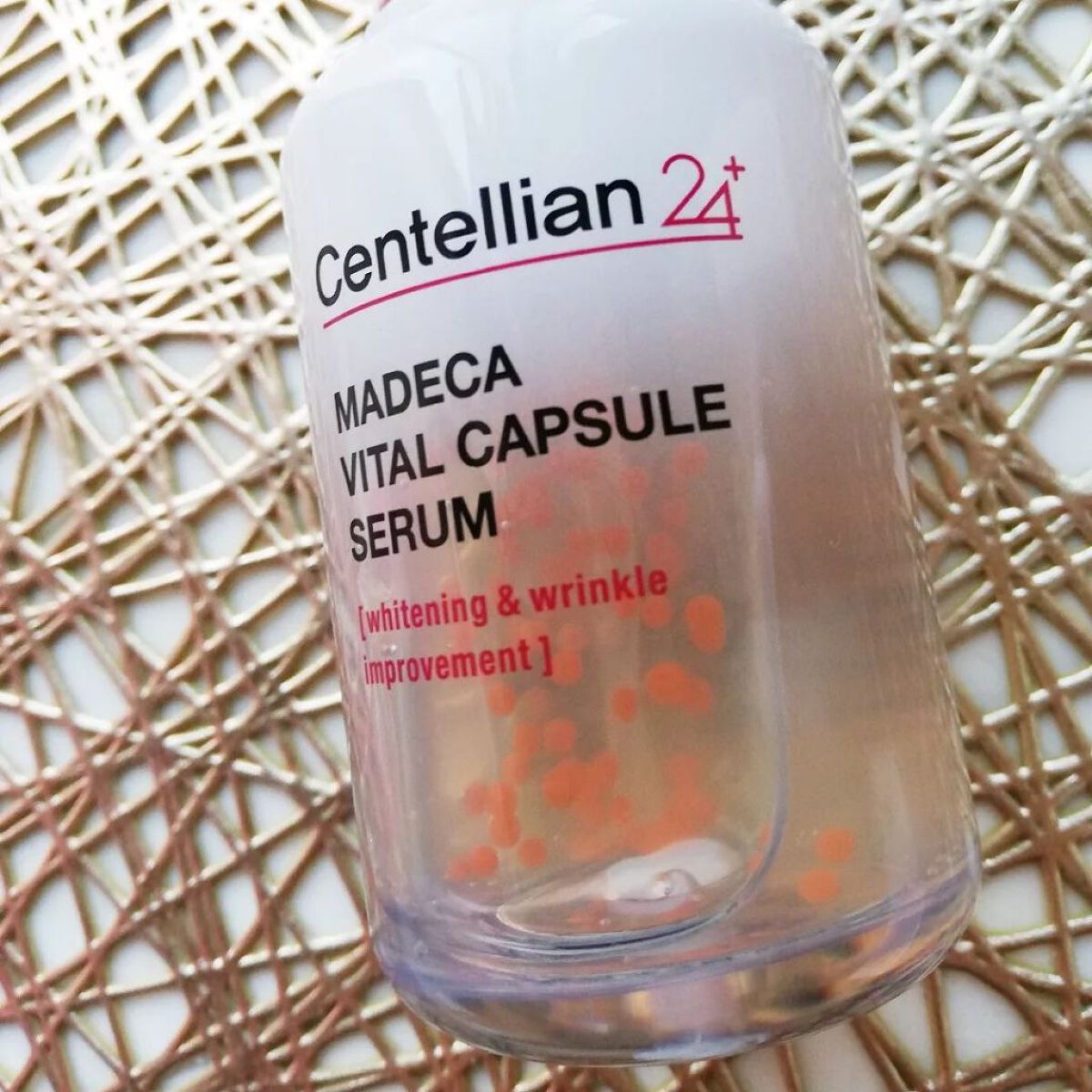 マデカバイタルカプセルセラム/センテリアン24/美容液を使ったクチコミ（2枚目）