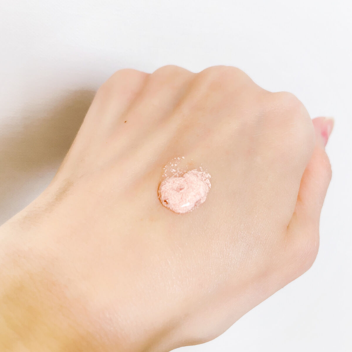 ビタミントーンアップサンセラム/VELY VELY/日焼け止めローションを使ったクチコミ（3枚目）