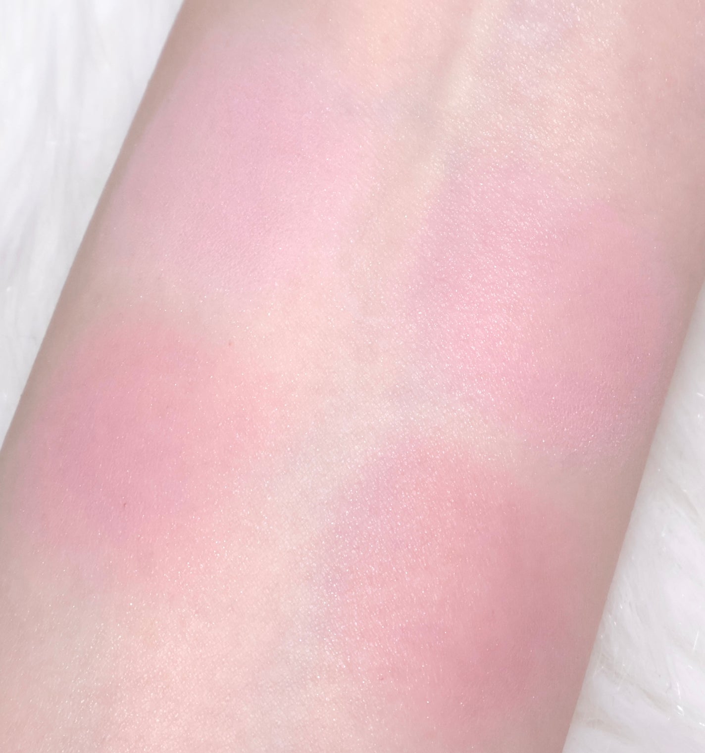 ブレンディングムードチーク/dasique/パウダーチークを使ったクチコミ(1枚目)