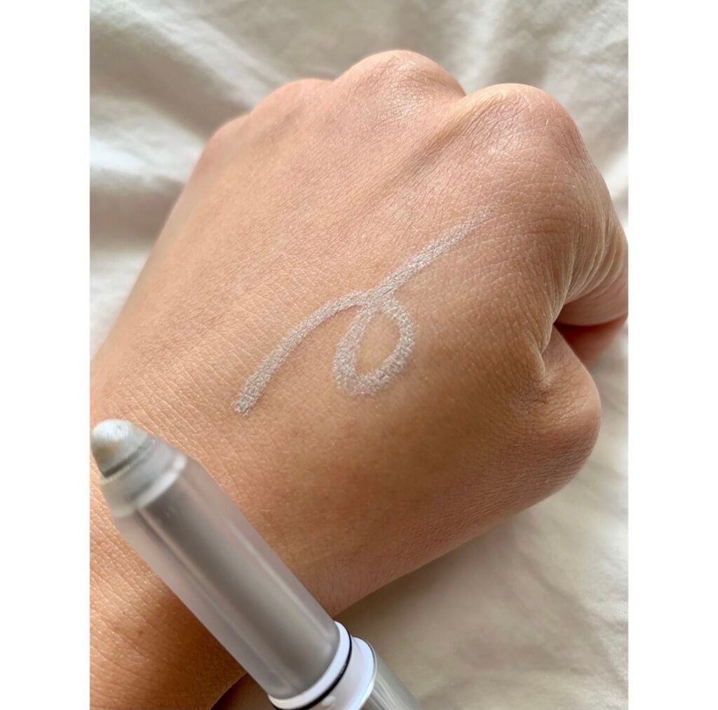 スプラッシュカラーアイズ/RMK/スティックアイシャドウを使ったクチコミ(2枚目)