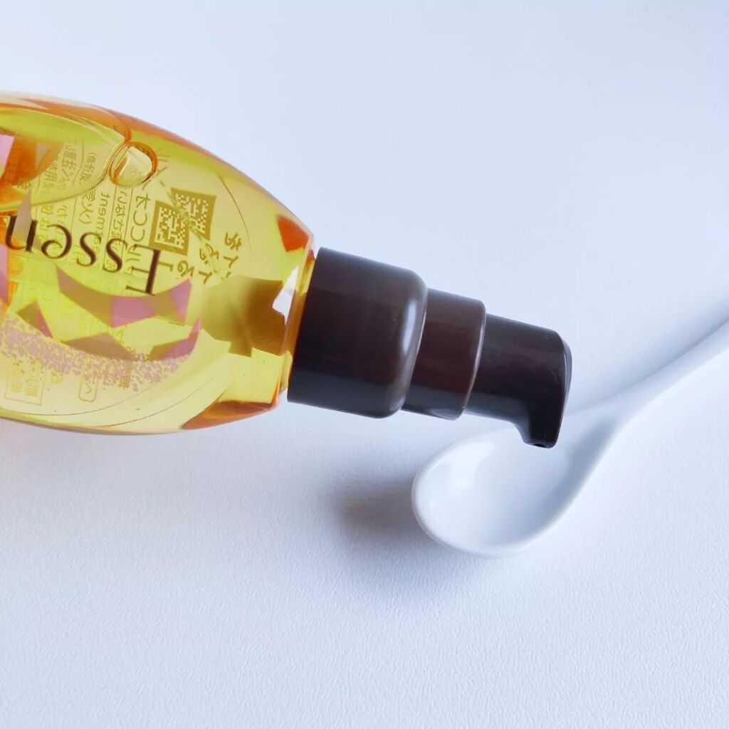 CCオイル/エッセンシャル/ヘアオイルを使ったクチコミ（3枚目）