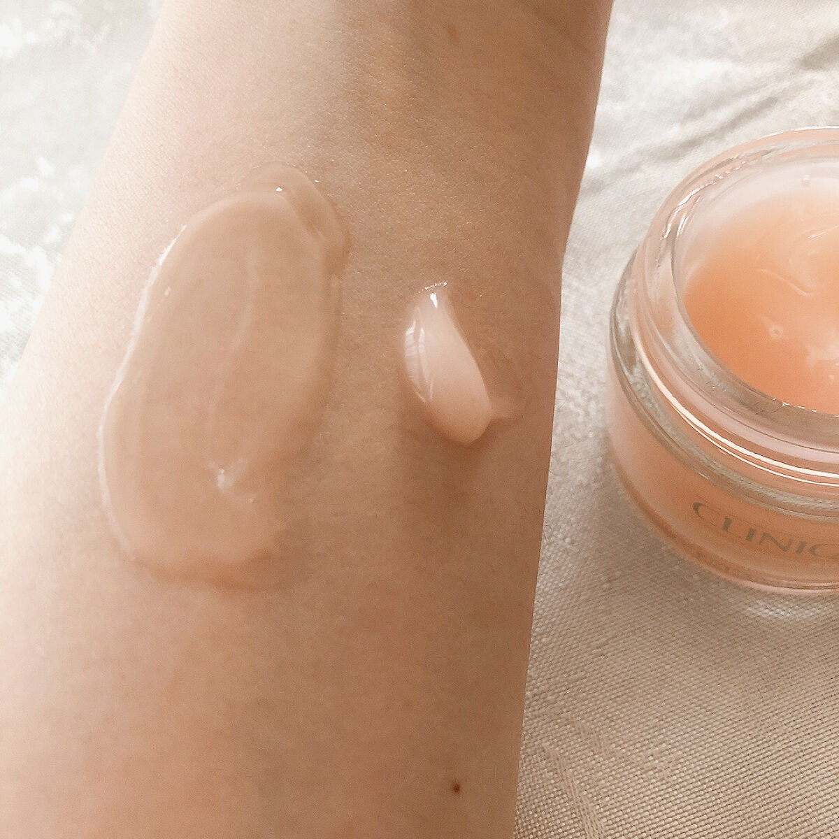 モイスチャー サージ ジェルクリーム 100H/CLINIQUE/フェイスクリームを使ったクチコミ（3枚目）