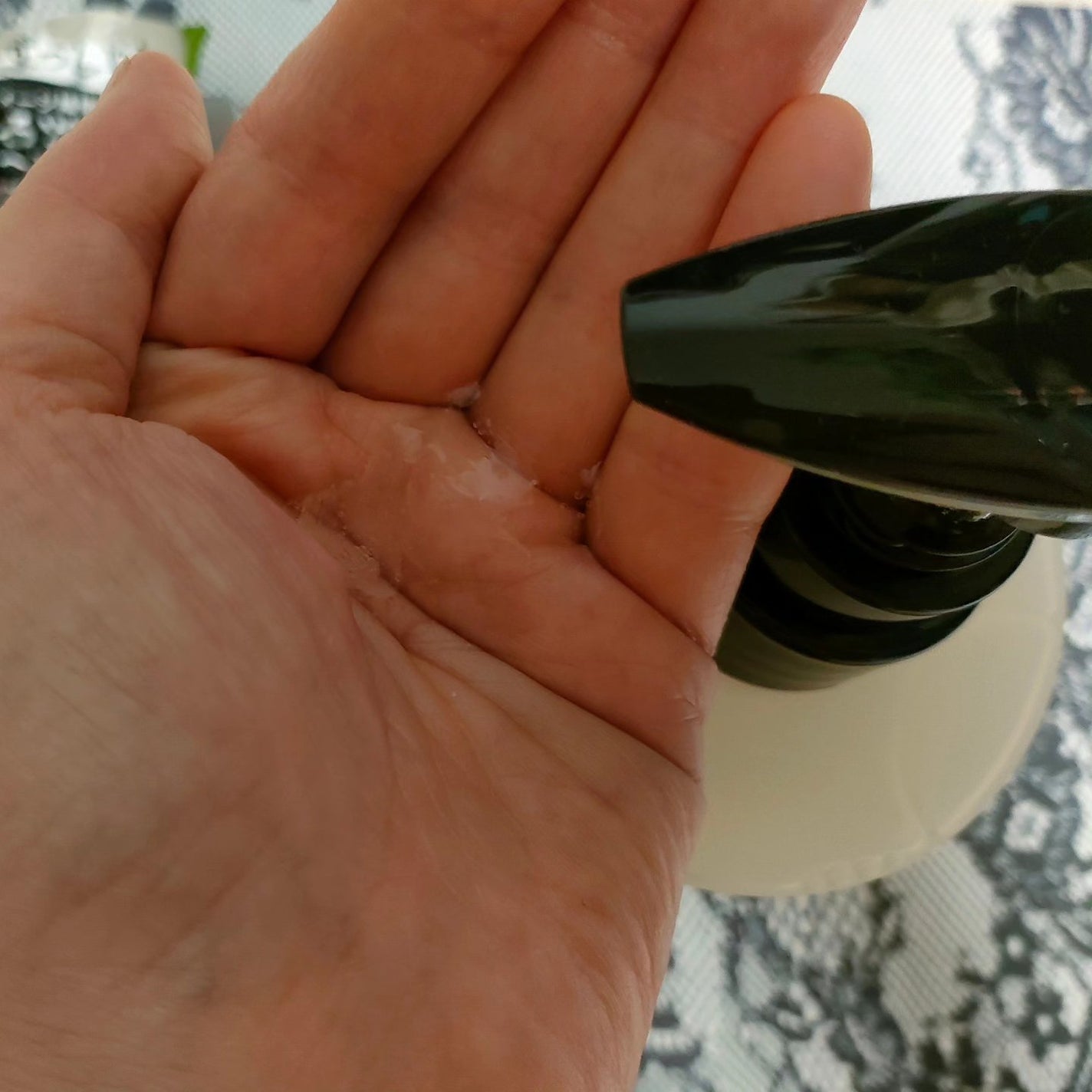 fantastic_make_iqfe on LIPS 「河北さんプロデュースの&beスタンドアップシャンプーと&beヘ..」(3枚目)