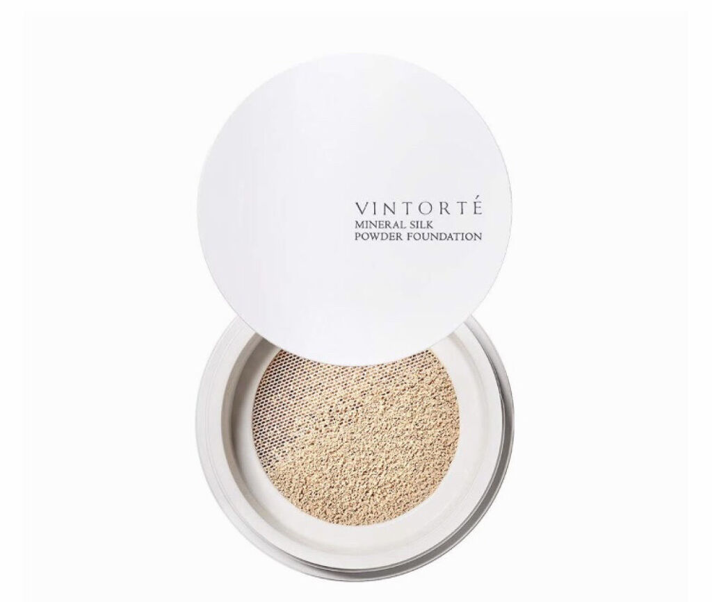 ミネラルシルクファンデーション（ケース・パフ付）/ヴァントルテ/パウダーファンデーションを使ったクチコミ（1枚目）
