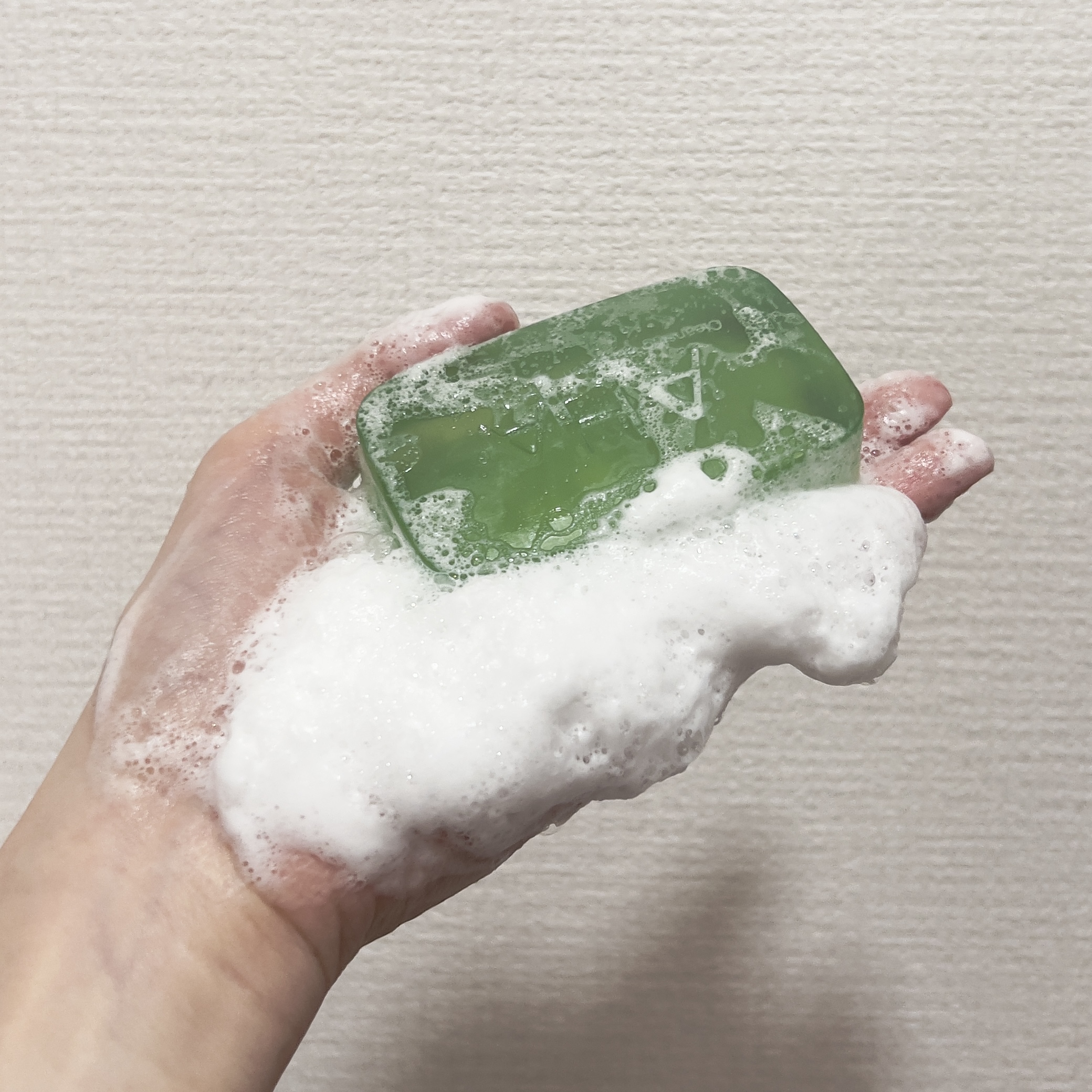 クレンジングリサーチ ソープ AHA＆ピール/クレンジングリサーチ/洗顔石鹸を使ったクチコミ（3枚目）