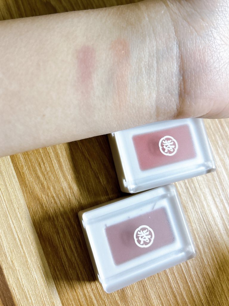 麻雀アイシャドウ 五萬【ウーワン】ピンクフラミンゴ/和粧/単色アイシャドウを使ったクチコミ（2枚目）