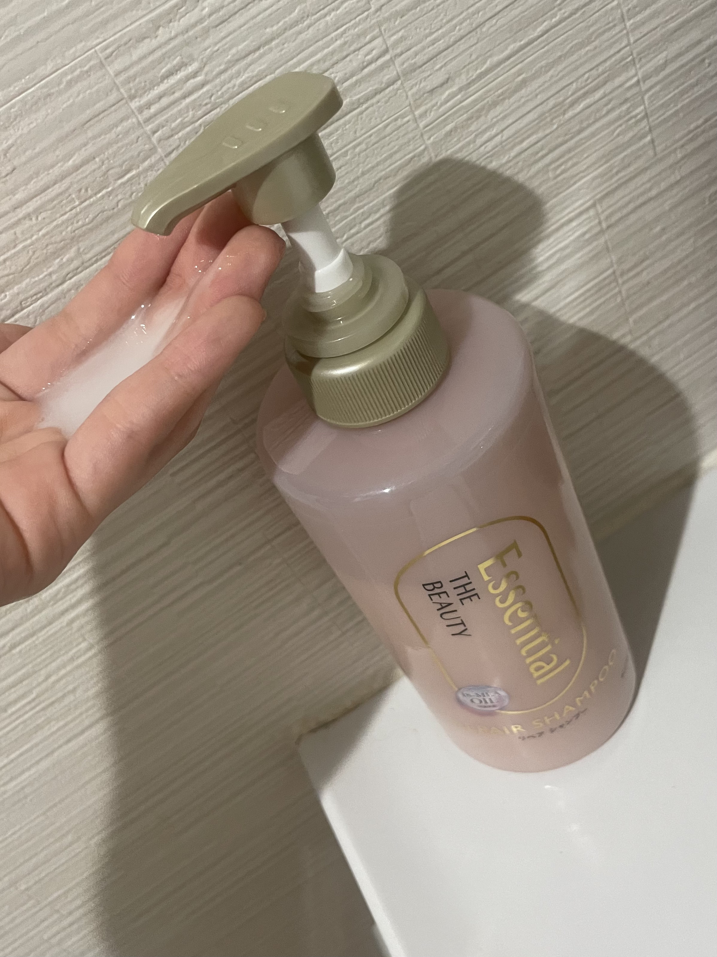 ザビューティ リペアシャンプー・コンディショナー/エッセンシャル/市販シャンプーを使ったクチコミ（3枚目）