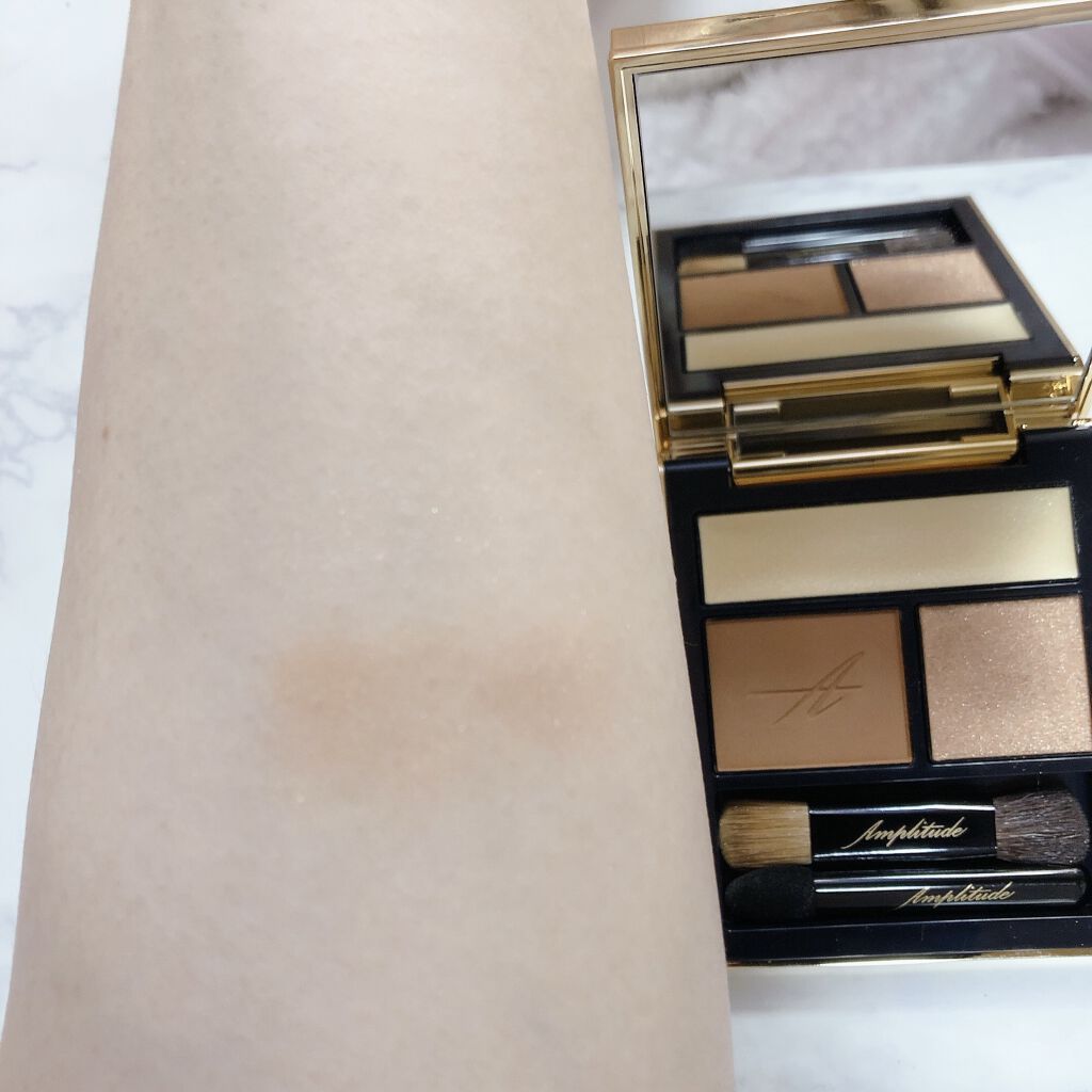 コンスピキュアス アイズ 04 ライトイエローブラウン/Amplitude/アイシャドウパレットを使ったクチコミ（3枚目）