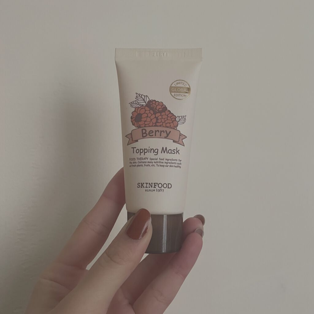 ベリー トッピングマスク/SKINFOOD/洗い流すパック・マスクを使ったクチコミ（1枚目）
