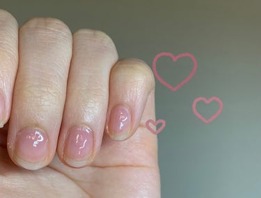  
【使った商品】キャンメイク　カラフルネイルズ　NNH
【使用感】サラサラしていました💅
【良いところ】塗りやすく、ちゅるちゅるな爪に仕上がるところ🫶🤍

#キャンメイク#CANMAKE#ネイル#ベースコート#プチプラ
の画像 その1