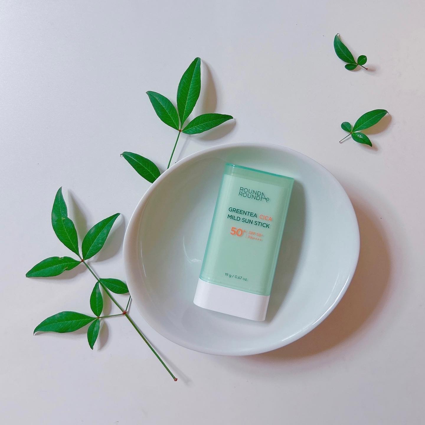 グリーンティー CICA マイルド サンスティック/ラウンドアラウンド/日焼け止めスティックを使ったクチコミ（1枚目）