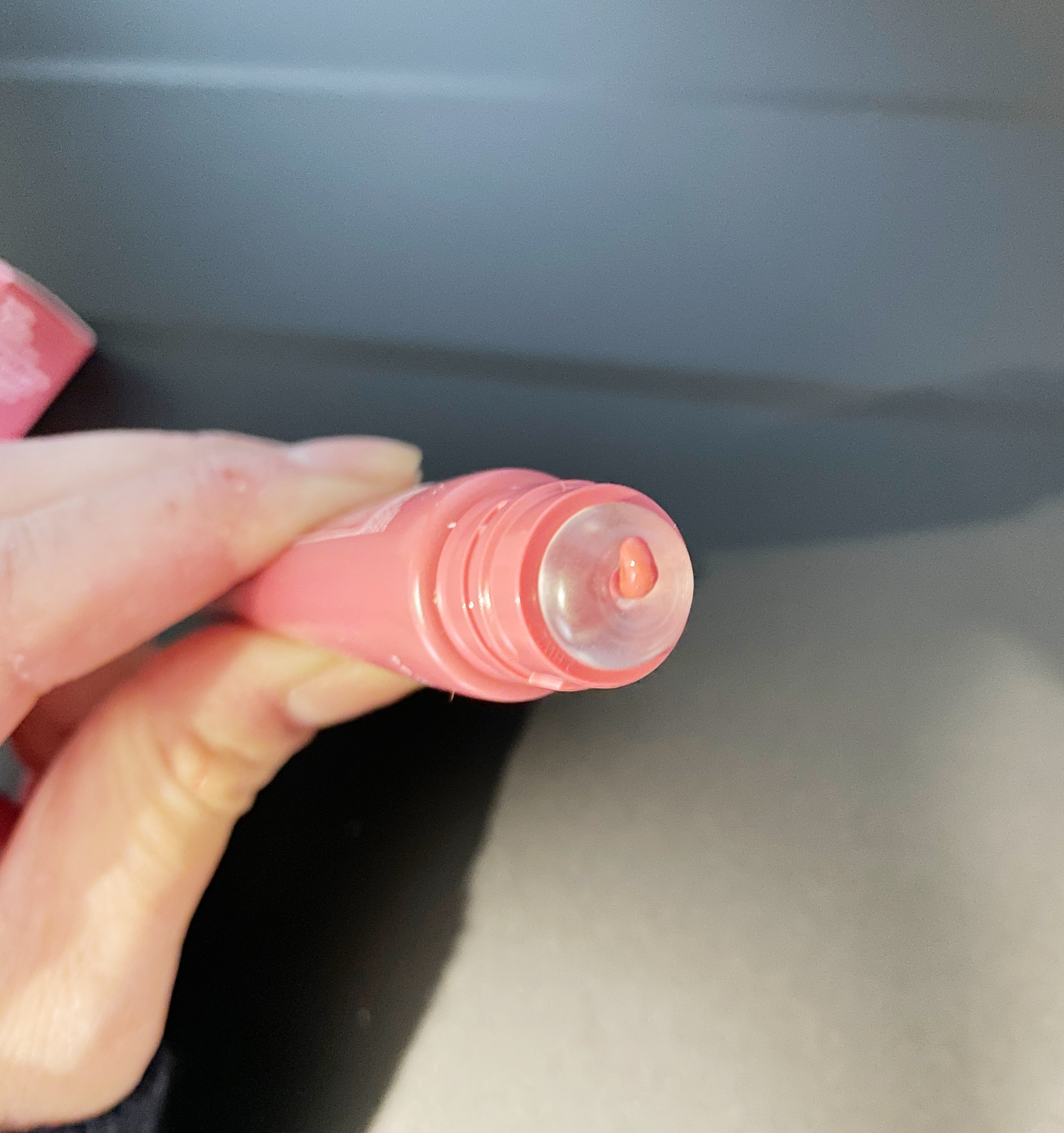 グレイズ ティントリップセラム ピーチグレイズ/LANEIGE/リップ美容液を使ったクチコミ（3枚目）