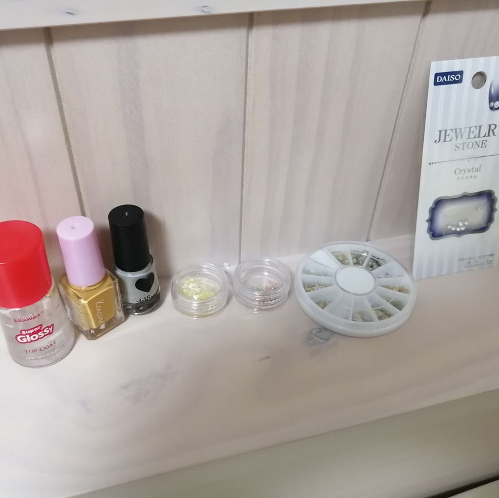 ウィンマックス スーパーグロッシートップコート/DAISO/ネイルトップコートを使ったクチコミ（2枚目）