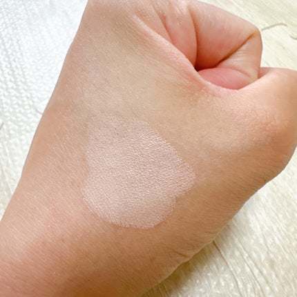 リアル フローレス ウェイトレス パーフェクティング コンシーラー/ローラ メルシエ/リキッドコンシーラーを使ったクチコミ(5枚目)