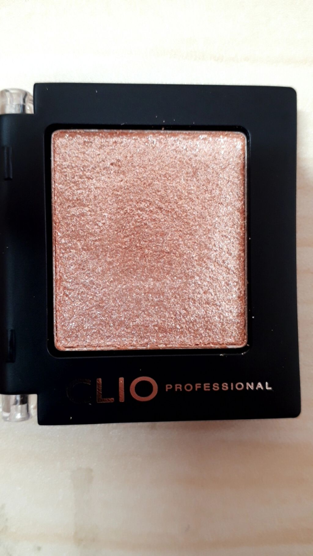 プロ シングル シャドウ/CLIO/単色アイシャドウを使ったクチコミ（2枚目）