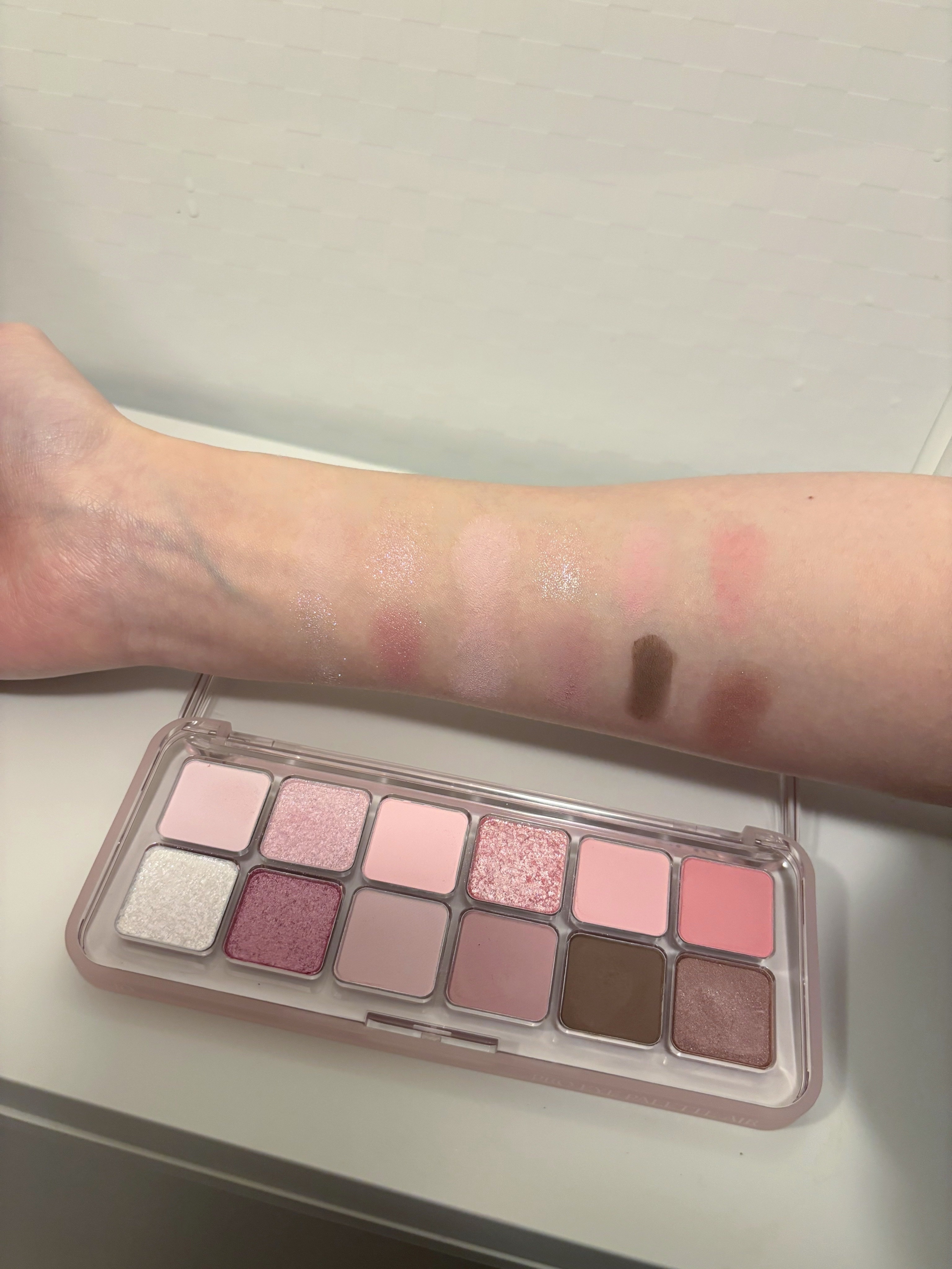 プロ アイ パレット エアー/CLIO/アイシャドウパレットを使ったクチコミ（2枚目）