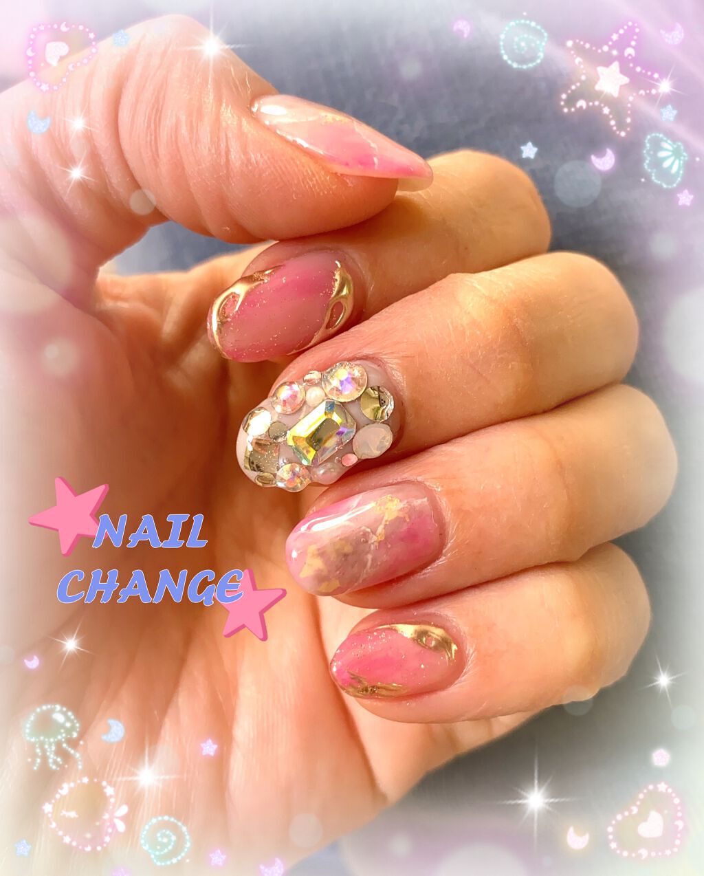 aoi on LIPS 「ネイルチェンジしてきたよ今回のネイルは埋め尽くしと大理石ネイル..」(1枚目)