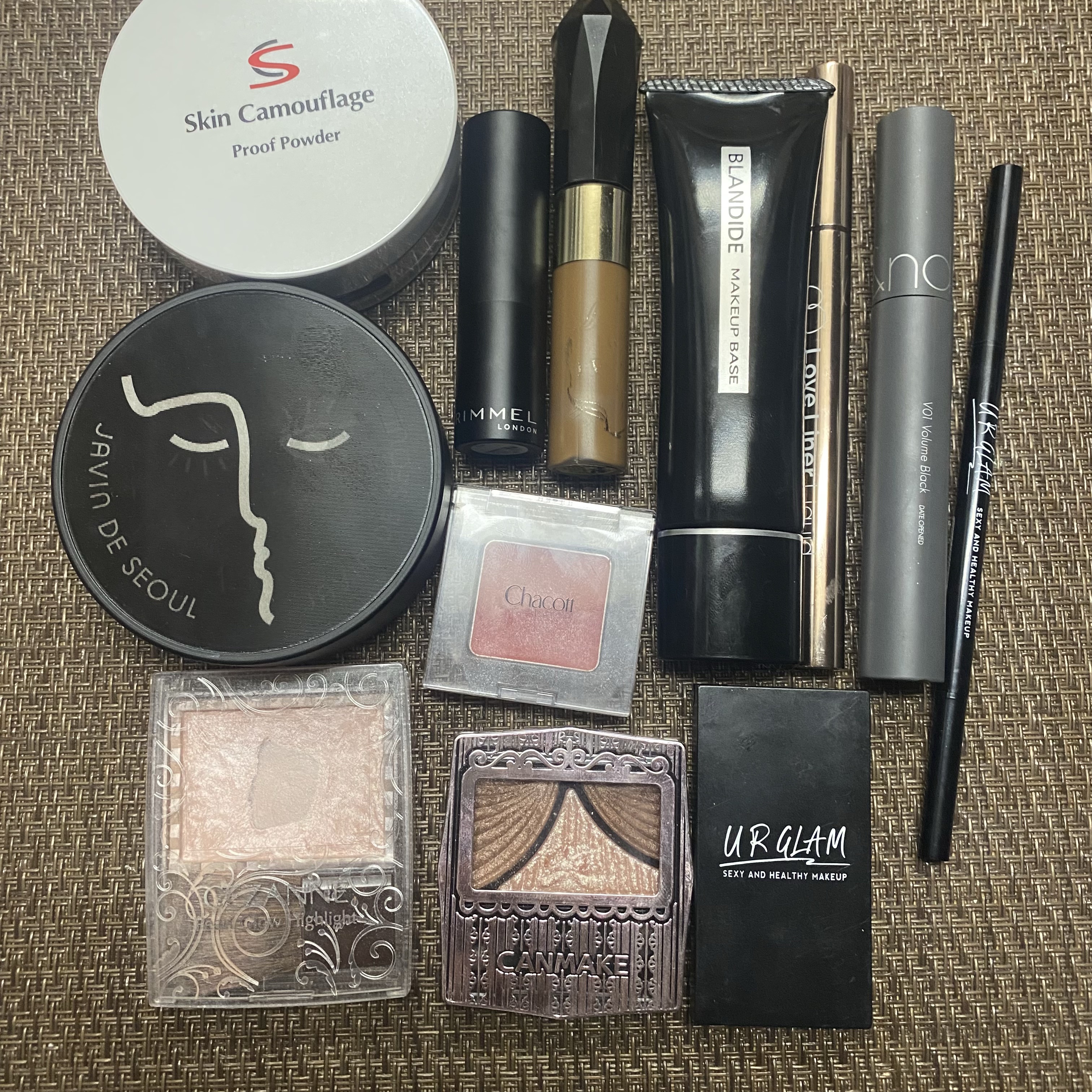 ラスティング フィニッシュ マシュマロエアリー リップスティック 008 ガーベラピンク/リンメル ロンドン/口紅を使ったクチコミ（3枚目）