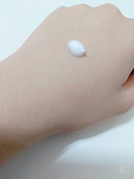 ヴァセリン アドバンスドリペア ボディローション 無香料/ヴァセリン/ボディローションを使ったクチコミ(2枚目)