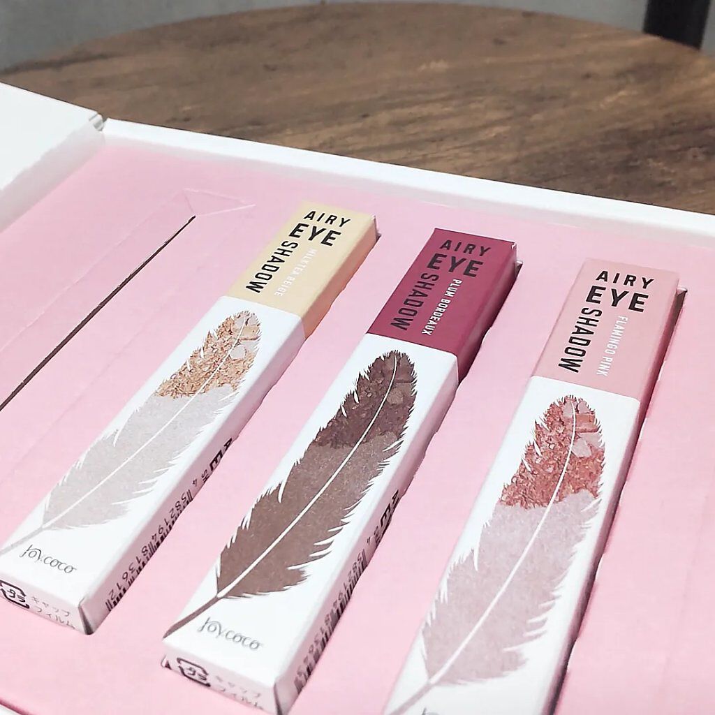 ジョイココ エアリーアイシャドウ 04 プラムボルドー/Joy.coco(ジョイココ)/単色アイシャドウを使ったクチコミ（1枚目）