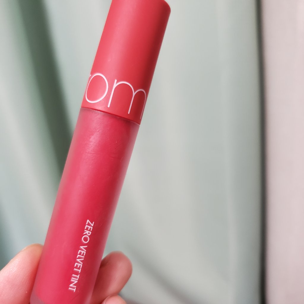 ゼロベルベットティント 13 ベリーケーキ(BERRY CAKE)/rom&nd/リップティントを使ったクチコミ（1枚目）