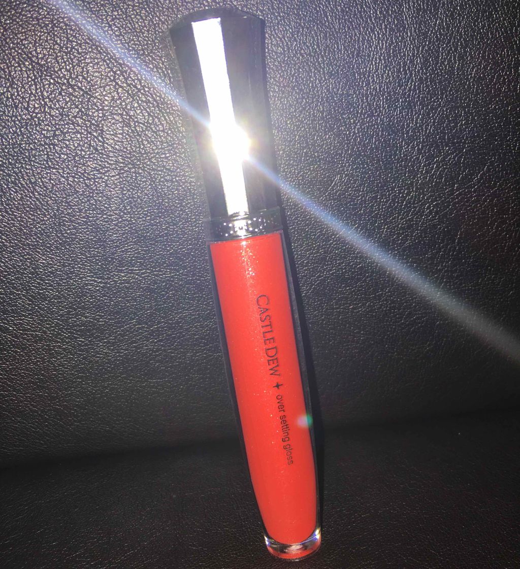 オーバーセッティングロス/キャッスルデュー(CASTLEDEW)/リップグロスを使ったクチコミ（1枚目）