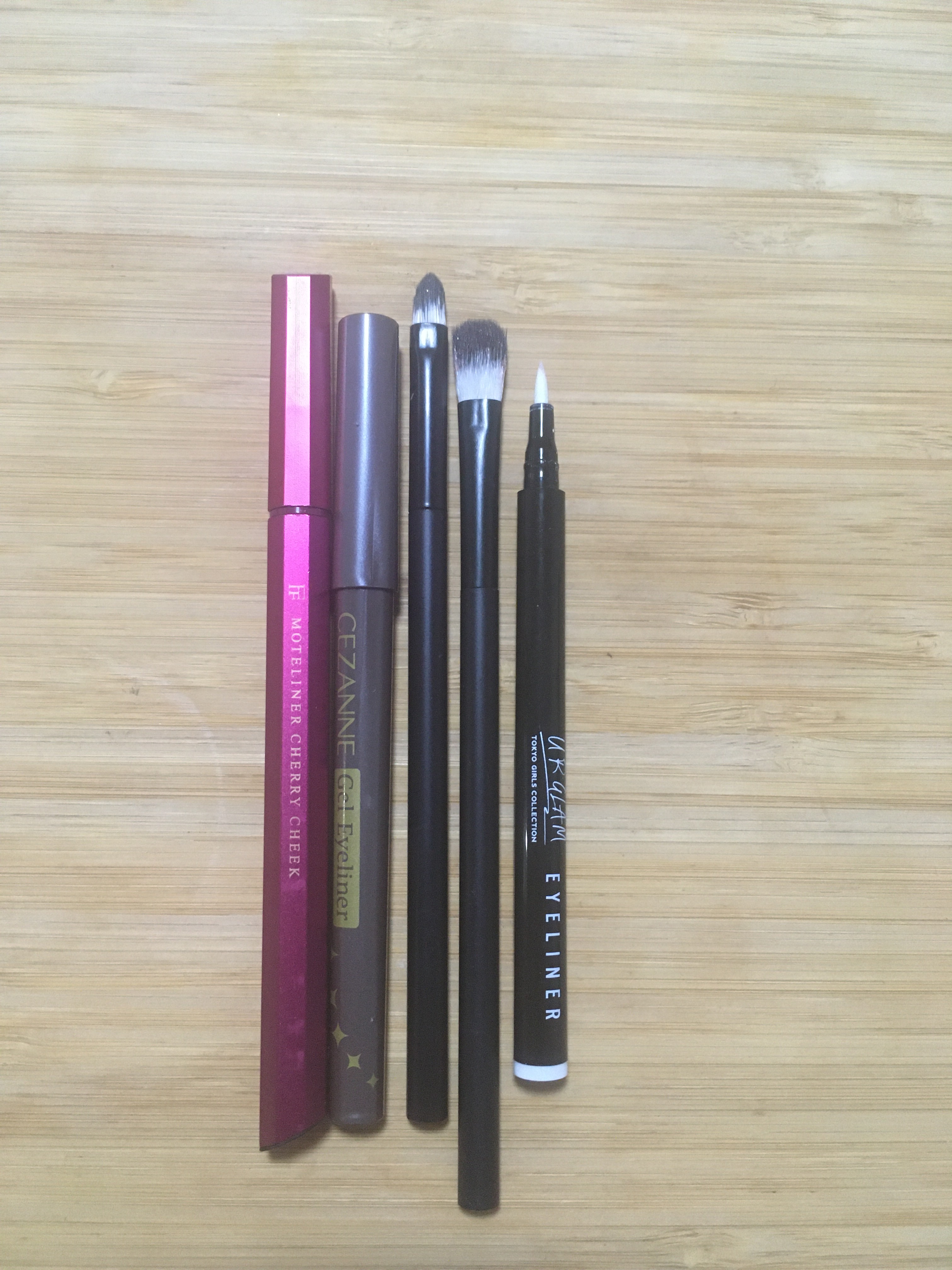 EYE OPENING LINER/UZU BY FLOWFUSHI/アイライナーを使ったクチコミ（2枚目）