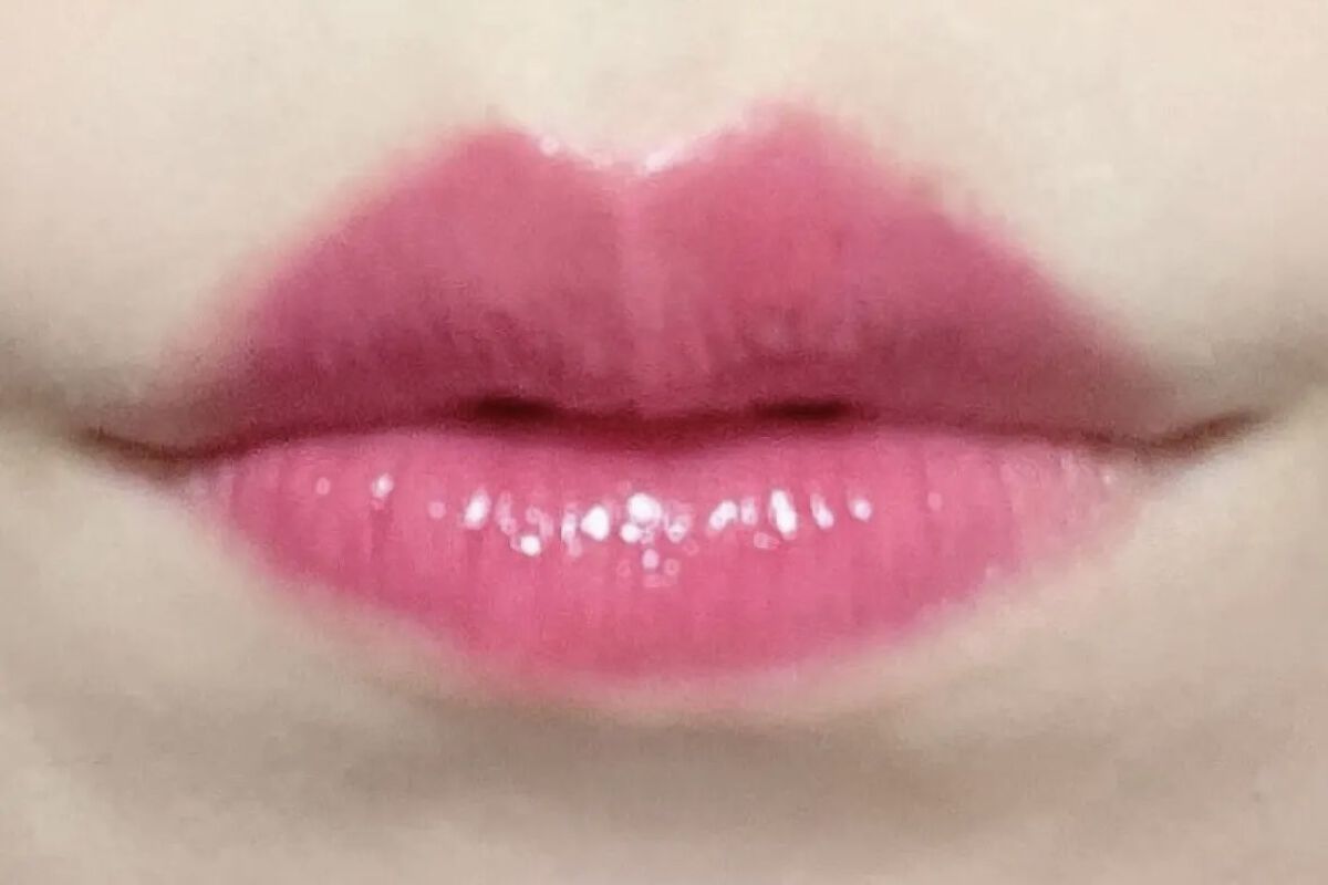 コンフォート リップオイル インテンス/CLARINS/リップグロスを使ったクチコミ（2枚目）