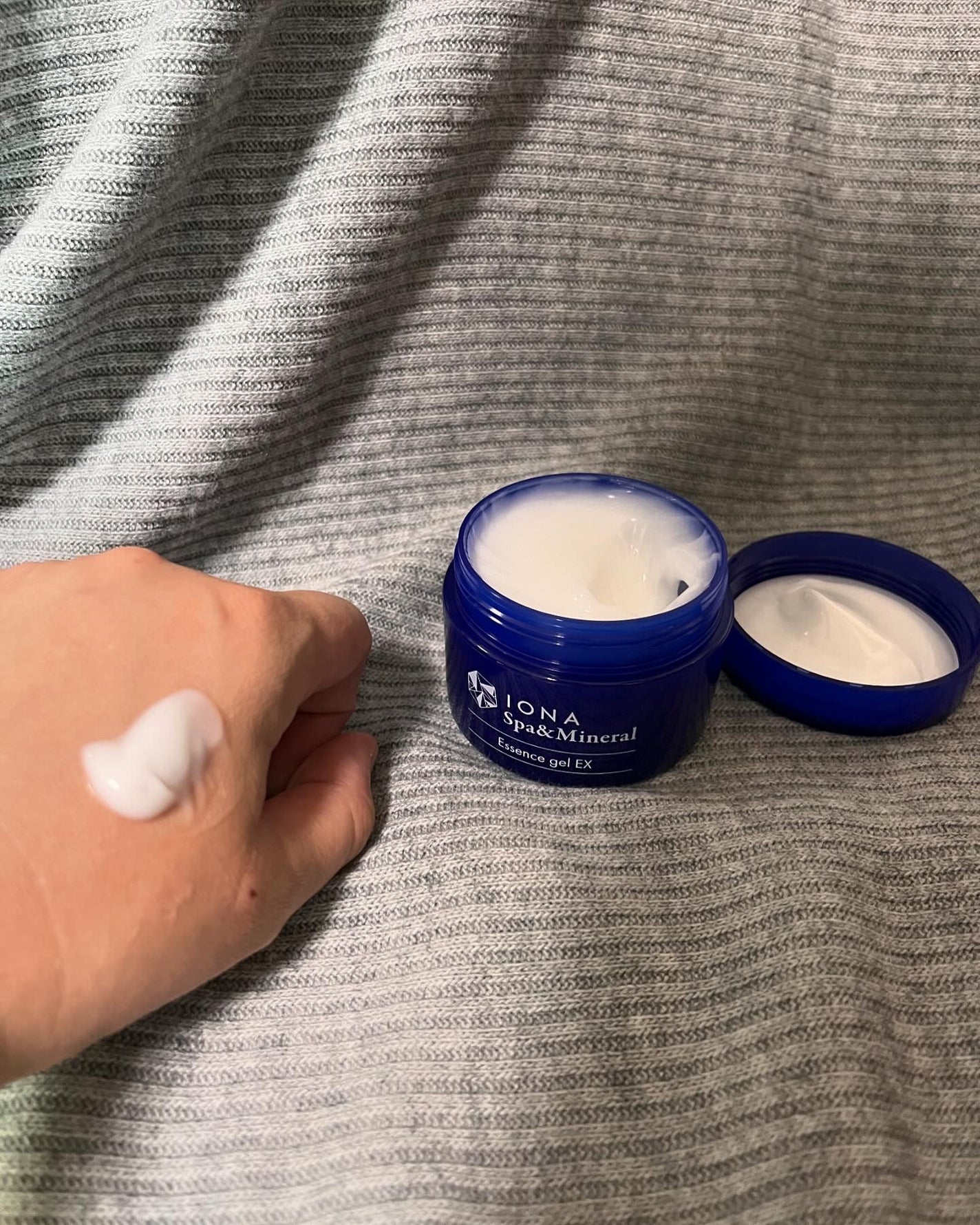エッセンス ジェル EX/イオナ スパ&ミネラル/オールインワン化粧品を使ったクチコミ(3枚目)
