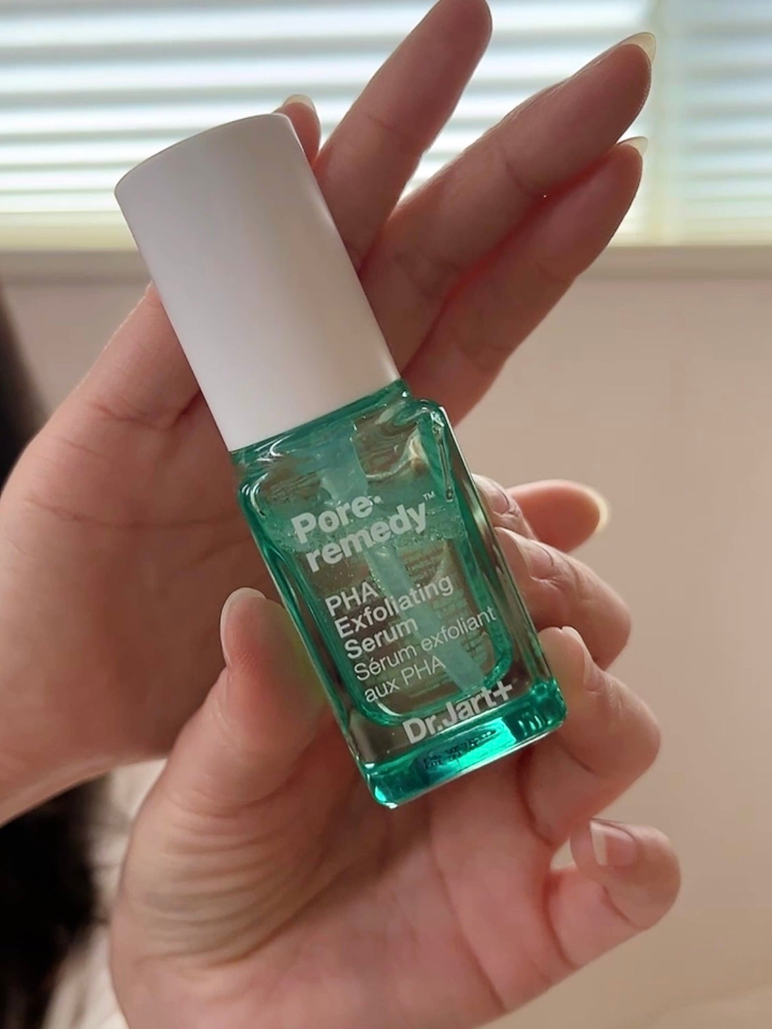 くろみ on LIPS 「ザラつく角栓PHAですべすべ肌へ🙌寒かったり、暑かったり毛穴の..」(2枚目)