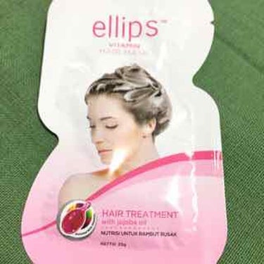 ヘアーオイル【ニュートリカラー】/ellips/ヘアオイルを使ったクチコミ（1枚目）