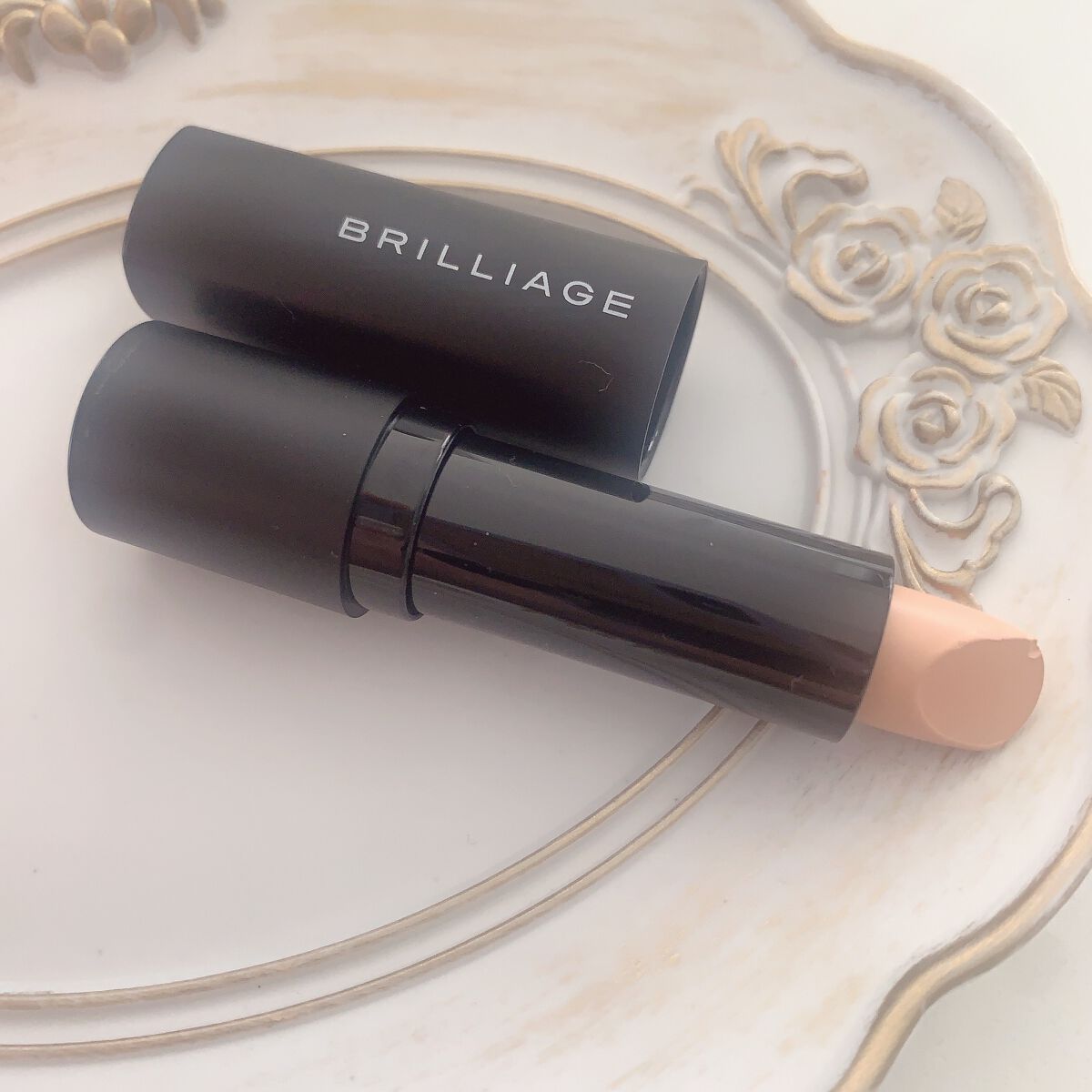 アイゾーン クリエイター/ブリリアージュ/スティックコンシーラーを使ったクチコミ(5枚目)