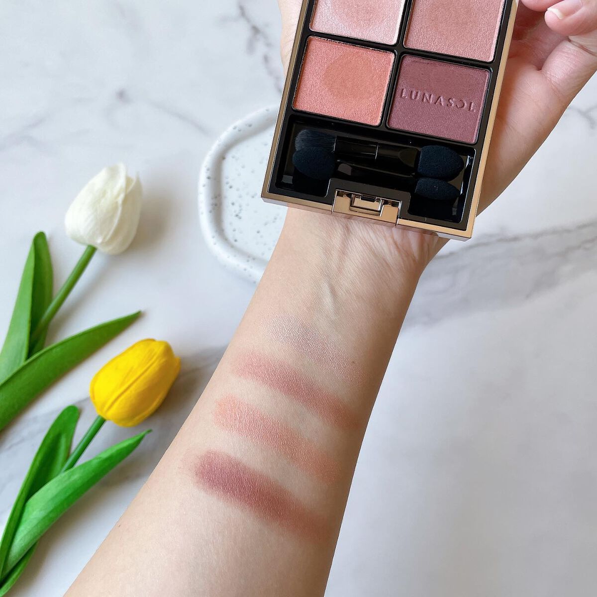 アイカラーレーション/LUNASOL/アイシャドウパレットを使ったクチコミ(4枚目)