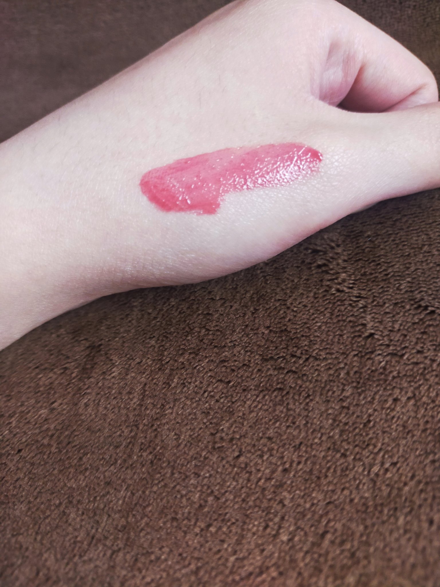 アンドバイロムアンド　グラッシーボムティント PK01 ピンクデアー/&nd by rom&nd/リップティントを使ったクチコミ（3枚目）