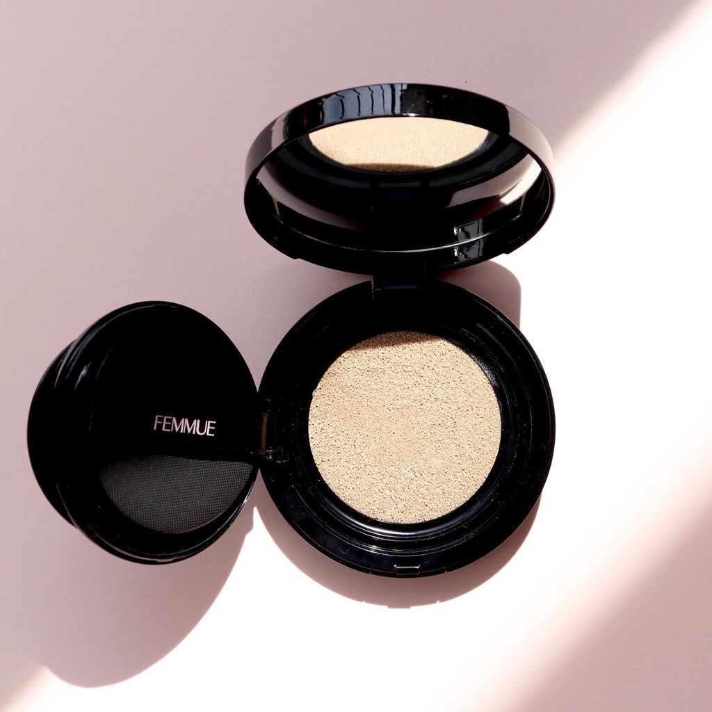 エバーグロウクッション SPF23 PA++/FEMMUE/クッションファンデーションを使ったクチコミ（1枚目）