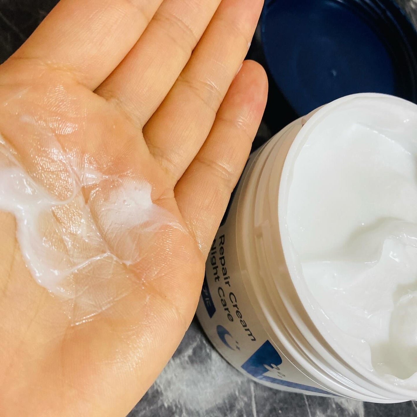 ヴァセリンリペアクリームナイトケア/ヴァセリン/ボディクリームを使ったクチコミ(1枚目)