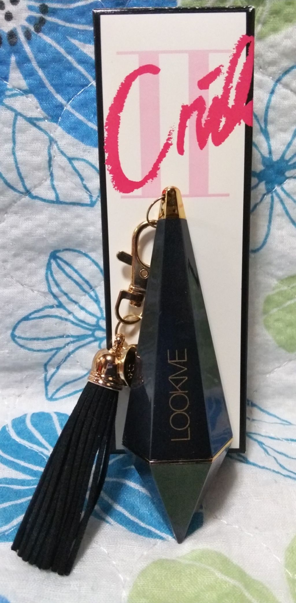 ルージュ・ド・クリヨン ドゥ フューシャ / H&M