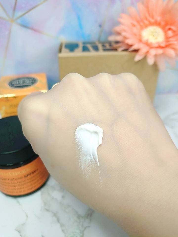 アンティポディース スーパーナチュラル SPF50+ フェイシャル サンスクリーン/Antipodes/日焼け止めクリームを使ったクチコミ(2枚目)