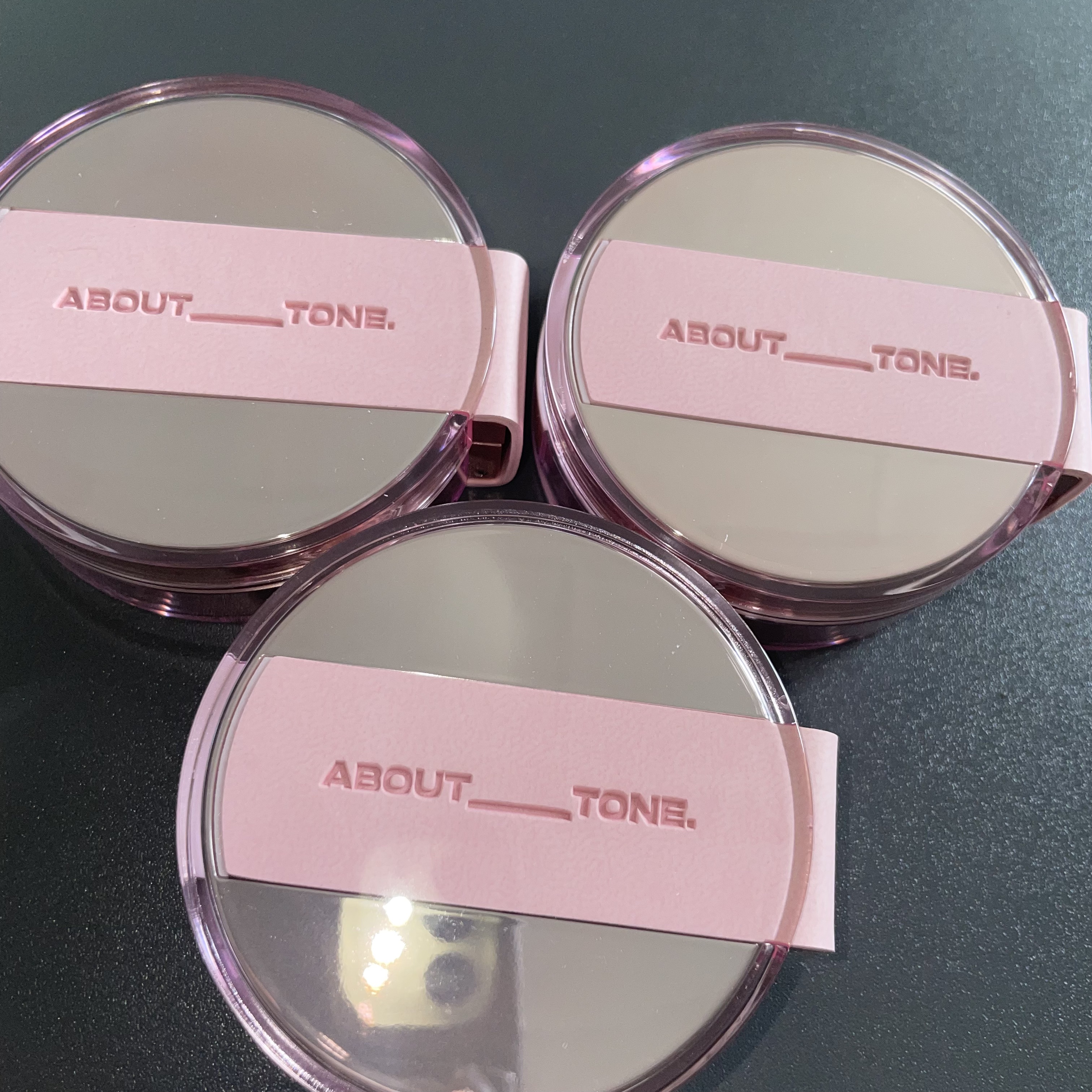 ザ・ブラーパウダーパクト/ABOUT TONE/プレストパウダーを使ったクチコミ（2枚目）