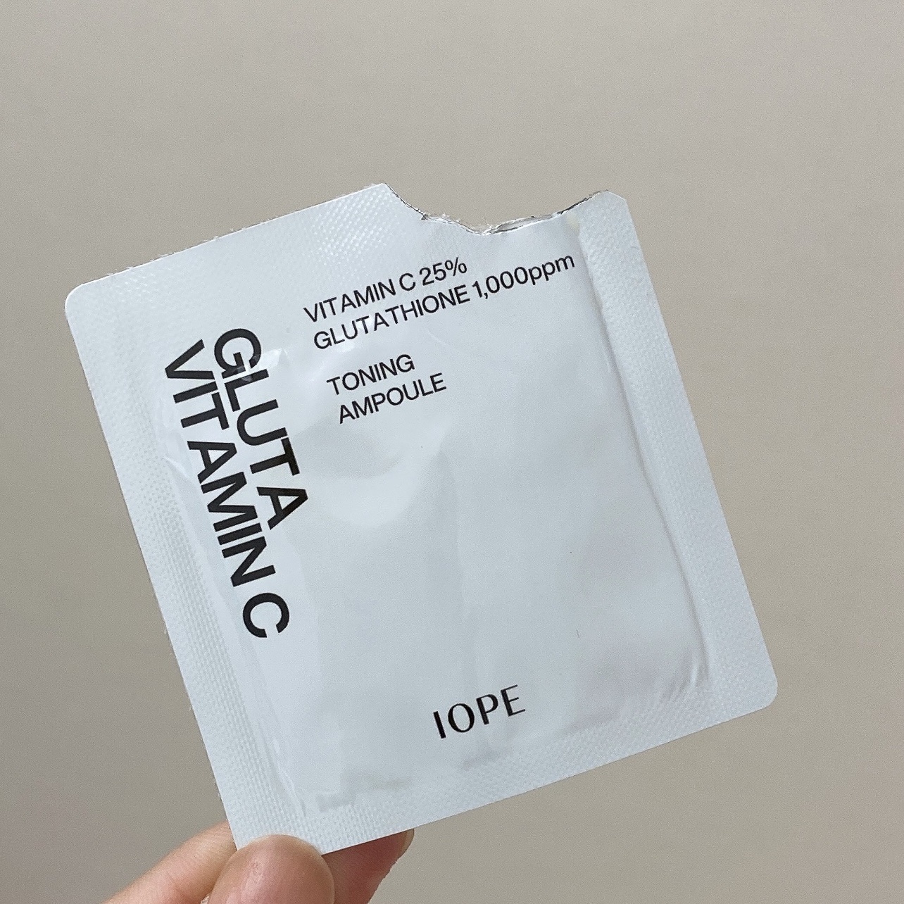 グルタ ビタミンC トーニング アンプル/IOPE/美容液を使ったクチコミ（1枚目）